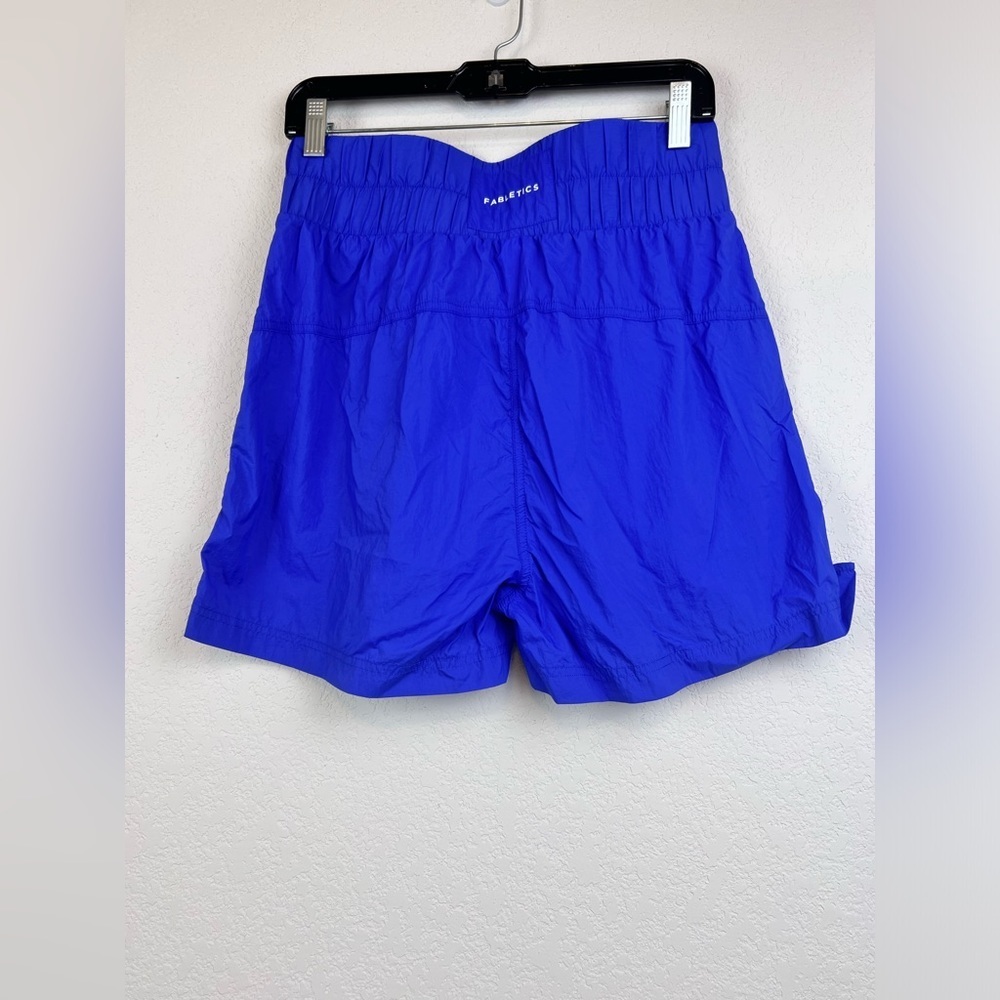 Fabletics Ultra High Waisted Piped Nylon Short In Extreme Royal Size Medium - Picture 2 of 7